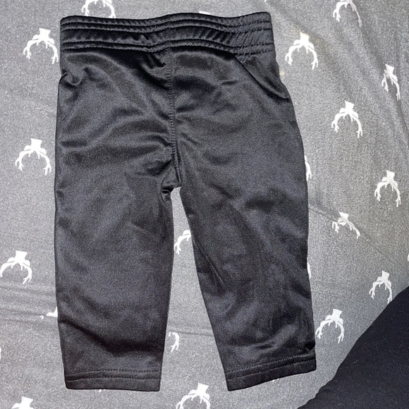 Puma Infant Pants - Picture 2 of 2